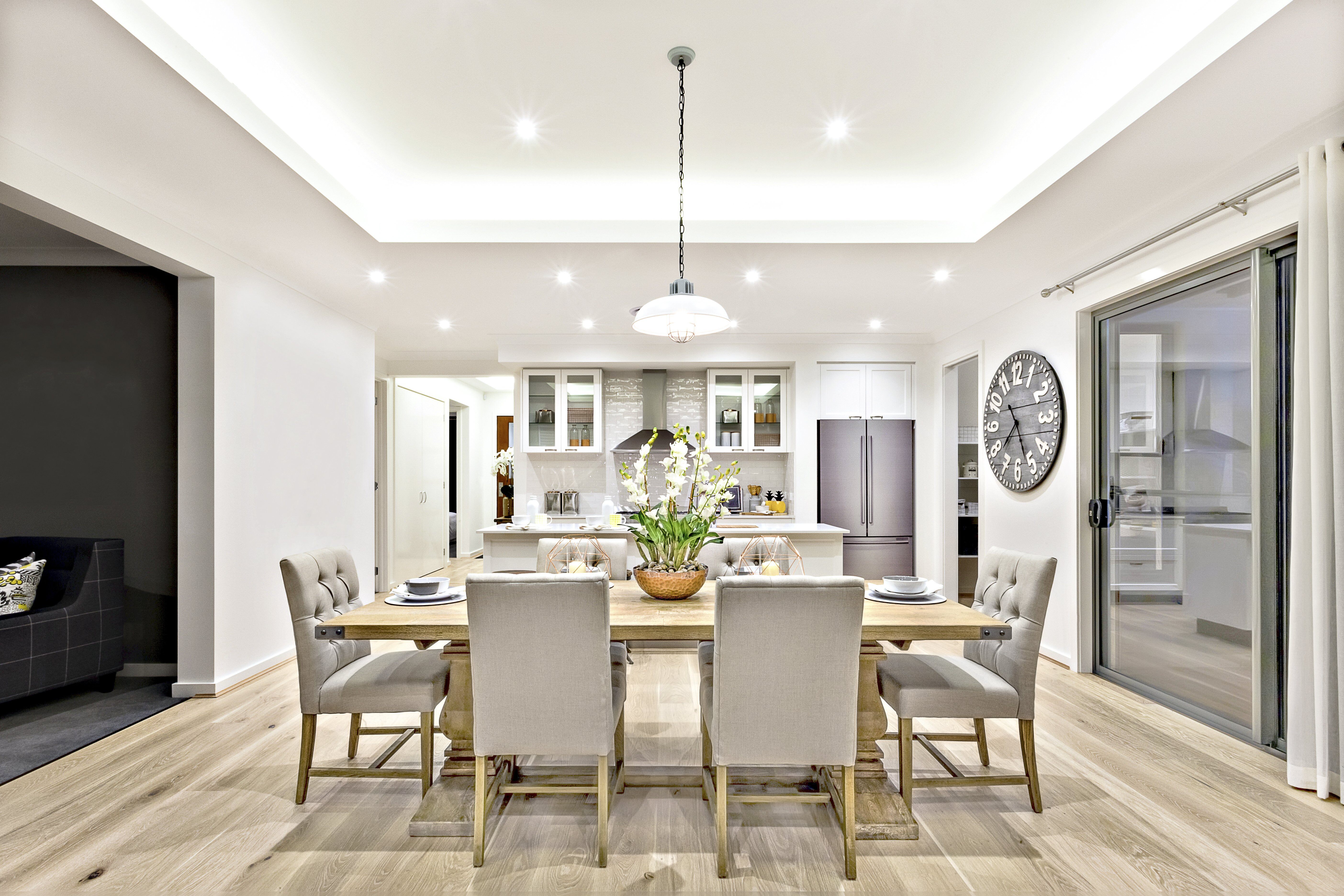 Choosing the perfect kitchen or dining room table: 5 essential tips